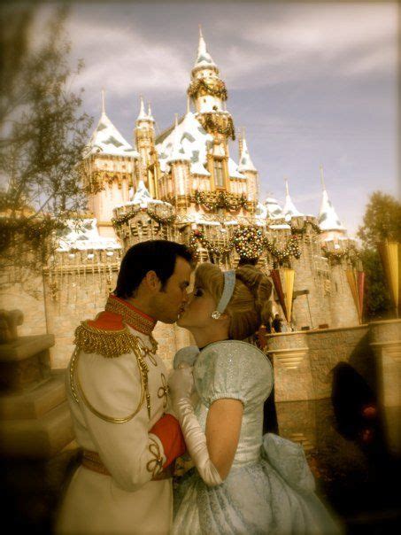 Cinderella And Prince Charming Kissing At Disneyland Beautiful Nbkomputer