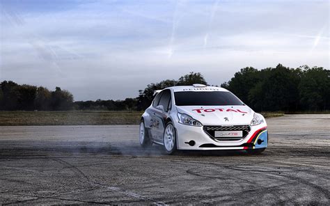 2013 Peugeot 208 T16 Race Racing