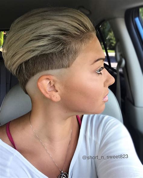 Undercut Frau Kurze Haare Madame Frisuren