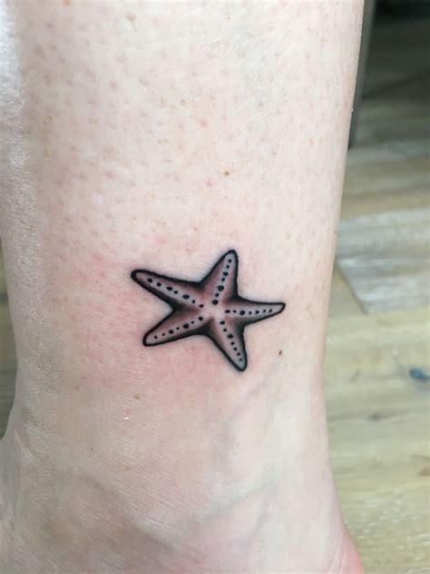 Small Starfish Tattoo. Perfect size! | Tatuagens de estrela do mar ...