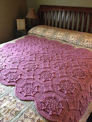 Ravelry Bordeaux Matelassé Afghan pattern by Priscilla Hewitt