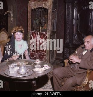 Romanian Actress Marga Barbu Playing In Drumul Oaselor 1980