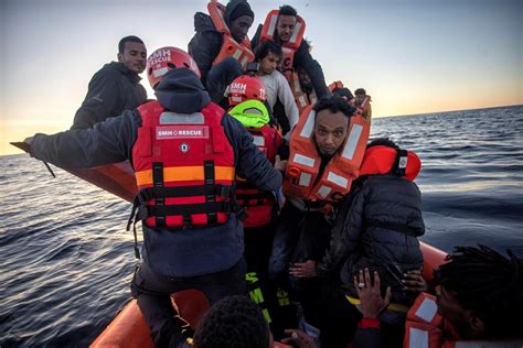 Naufragio De Migrantes Deja 41 Muertos En El Mediterráneo