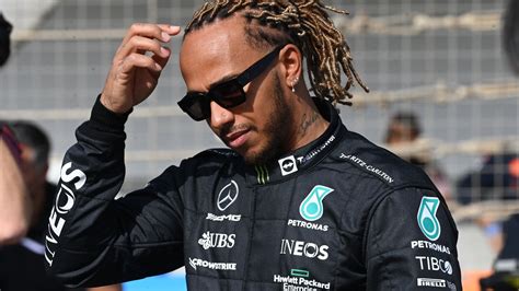 Lewis Hamilton Ill Decide When My Masterpiece Is Finished Mercedes