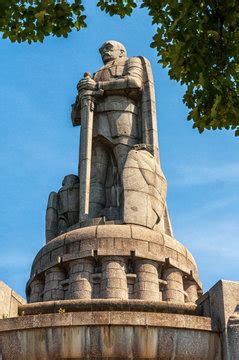 Bismarck Denkmal Bilder Durchsuchen 296 Archivfotos Vektorgrafiken