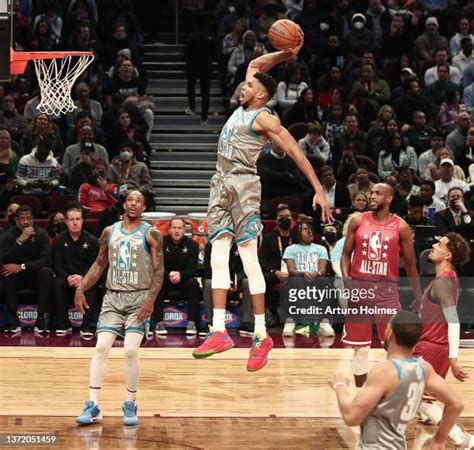 Giannis Antetokounmpo Dunk Photos And Premium High Res Pictures Getty