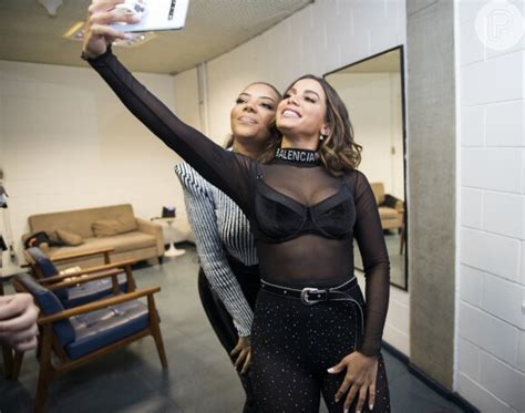 Anitta rejeita falar sobre show de Ludmilla no Coachella 2024 e reforça