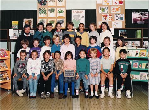 Photo de classe Cm1 de 1989 Ecole Gérard Philippe Copains d avant