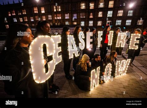 London Uk 18th Dec 2023 A Ceasefirenow Vigil Outside Parliament To Push The Uk Government To