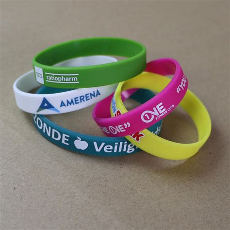 Classic 1/2" wide silicone wristbands with custom logo | Dinilu, online quotations for quality ...