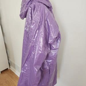 Vintage Slippery When Wet A Division Of Wippette Purple Vinyl Hooded