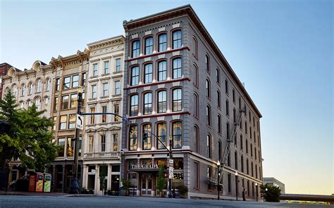 Hotels in Downtown Louisville KY | About Us | The Grady Hotel