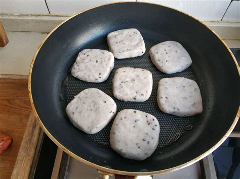 香煎芋头糕怎么做香煎芋头糕的做法厨色生香豆果美食