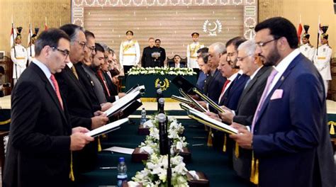 Caretaker Cabinet Of PM Anwaar Ul Haq Kakar Sworn In