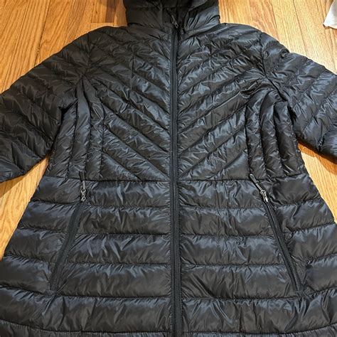 32 Degrees Black Lightweight Puffer Jacket Gem