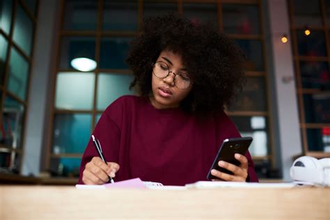 Como estudar gramática e mandar bem na redação do Enem