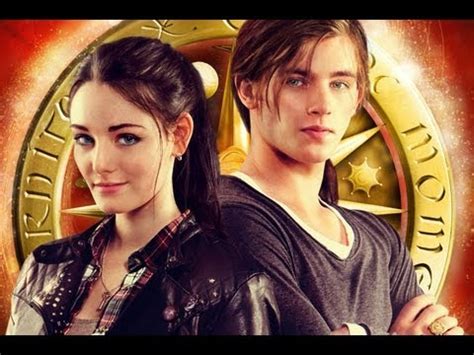 Таймлесс. Рубиновая книга. Русский трейлер - YouTube