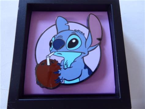 Disney Trading Pin Lilo & Stitch Stitch Coconut Figpin Mystery