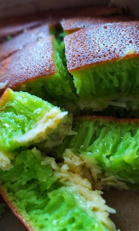 Martabak Manis Terang Bulan Pandan Toping Ketan Hitam By Yudi