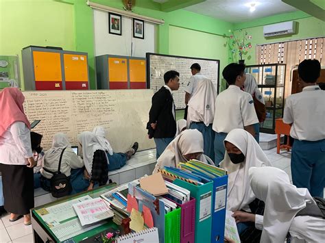 Lewat Jalur Snbp Siswa Sman Sidoarjo Diterima Ptn Lainnya