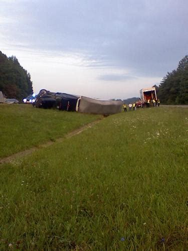 Tractor Trailer Carrying Frozen Chicken Overturned On I 81