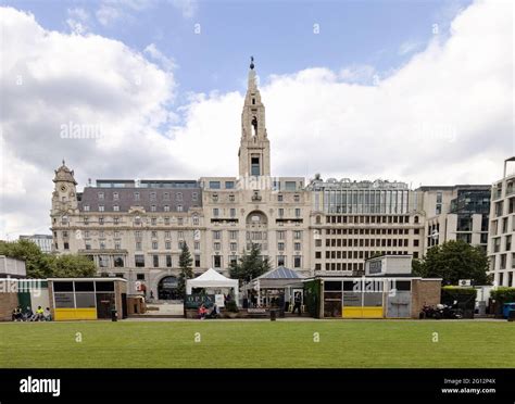 Finsbury Square London UK - a view of the square looking north towards ...