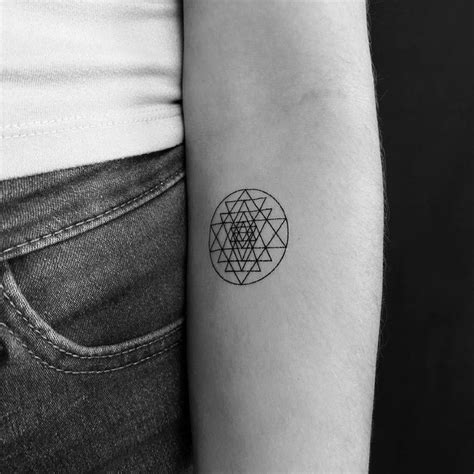 Sri Yantra Temporary Tattoo set of 3 - Etsy | Temporary tattoo, Tattoos ...