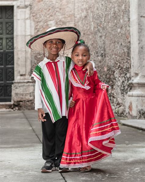 Kids In Traditional Mexican Wear · Free Stock Photo