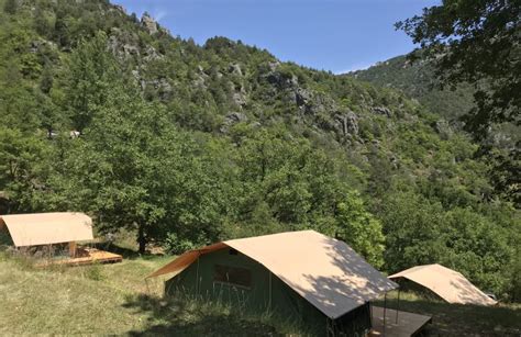 Camping Huttopia Gorges du Tarn Unterkünfte Midi Pyrenäen Huttopia