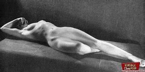 Naked Anonymous Girls Hiding Their Face In XXX Dessert Picture 4