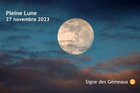 Pleine Lune Du Novembre Signe Du Taureau