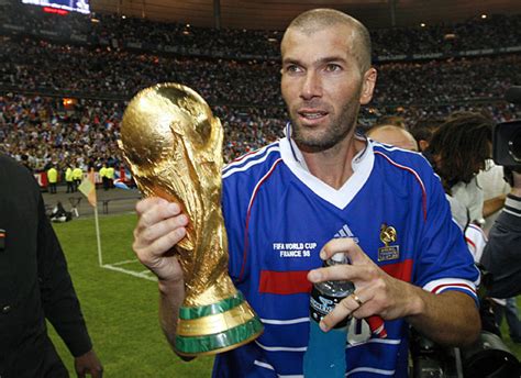 Zinedine Zidane - Zone Soccer Player