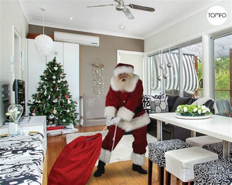 Santa In My Living Room Picture Free | Baci Living Room