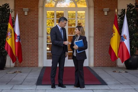 Sánchez prevé celebrar la Conferencia de Presidentes en Cantabria a