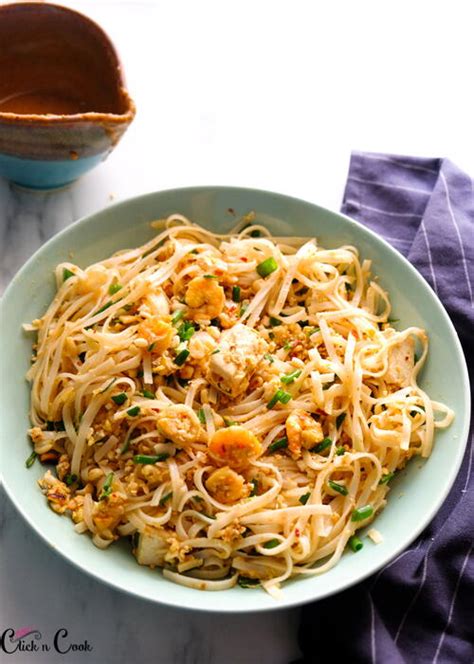 Pad Thai Recipe | FaveHealthyRecipes.com