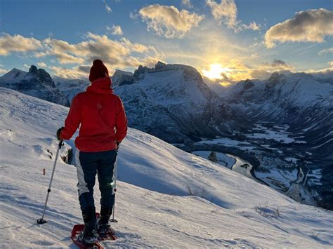 Ndalsnes Escursione Con Le Racchette Da Neve A Nesaksla Con Biglietto