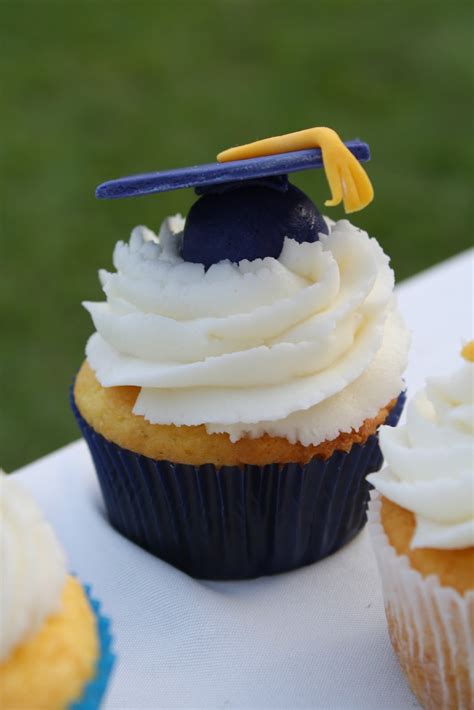 Graduation Cap Cake and Cupcakes - Rose Atwater