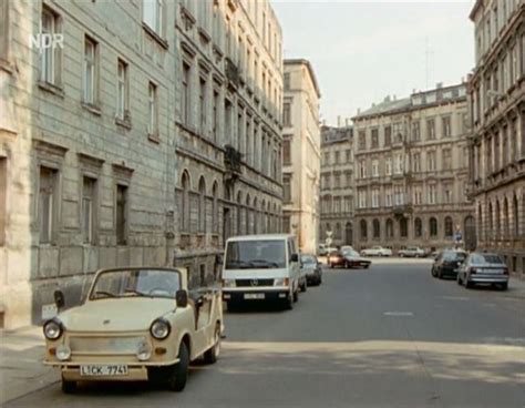 IMCDb Org Trabant 601 Tramp In Schwarz Rot Gold 1982 1995