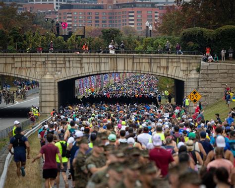 Dvids Images Th Marine Corps Marathon Image Of