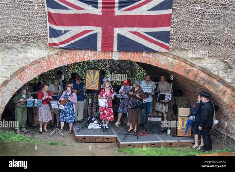 LOLA LAMOUR at Stoke Bruerne Village at War 2016 Stock Photo - Alamy