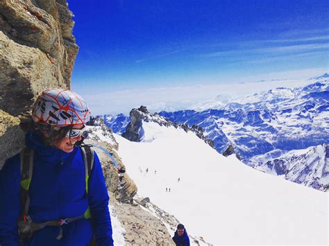 Le Grand Paradis en ski de randonnée à la journée Un 4000m facile