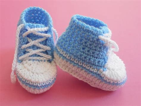 Baby Converse Booties | AllFreeCrochet.com