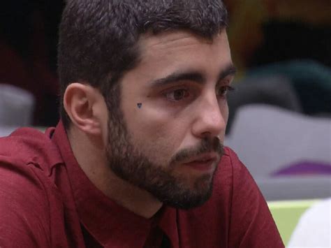 Bbb Pedro Scooby Fica Chateado Tiago Abravanel