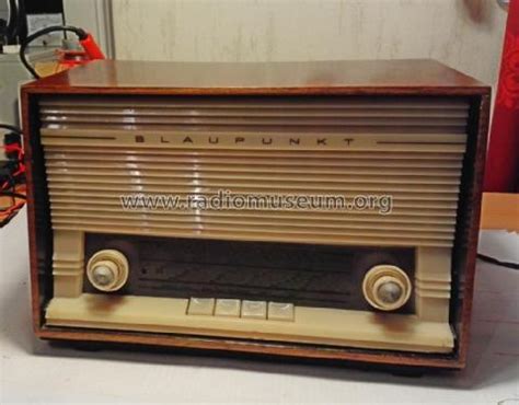 Ballett 20010 braun Radio Blaupunkt Ideal Berlin später Hildesheim