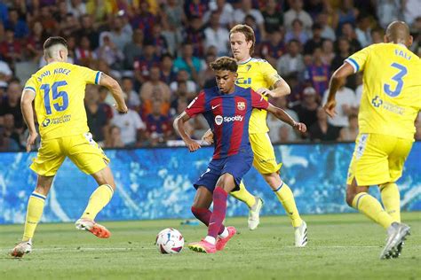 FC Barcelona Lamine Yamal el niño prodigio del Barça también bate