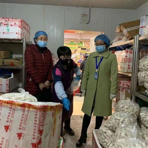 蒙山县市场监管局：筑牢冷链食品疫情防控监管防线工作进口执法人员