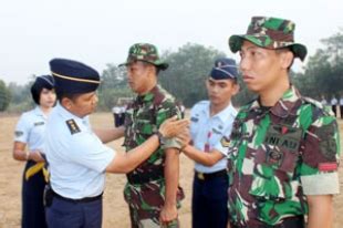 Personel Lanud Suryadarma Naik Pangkat Website Tentara Nasional