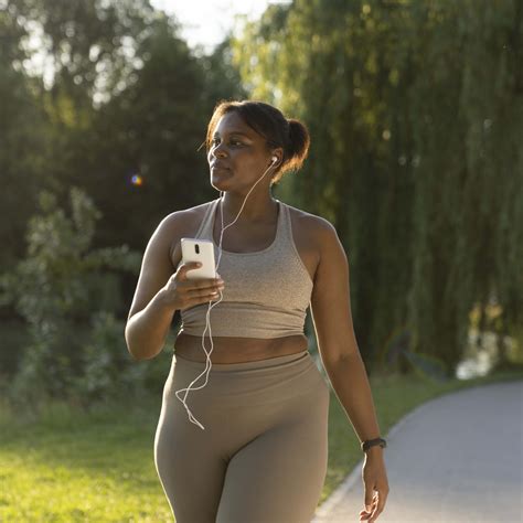 'Law & Order' Stars Mariska Hargitay and Christopher Meloni Just Broke