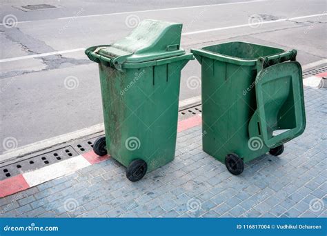 Dirty Trash Can Stock Images - 3,794 Photos