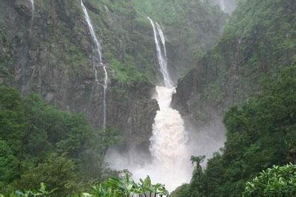 Bhilar Waterfalls